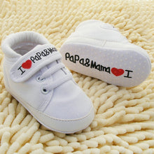 Load image into Gallery viewer, Baby Shoes I Love PaPa&MaMa Letter Printed Soft Bottom Footwear Heart-shaped 0-18M Newborn First walker